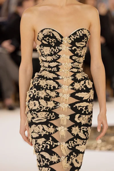 Look 29
